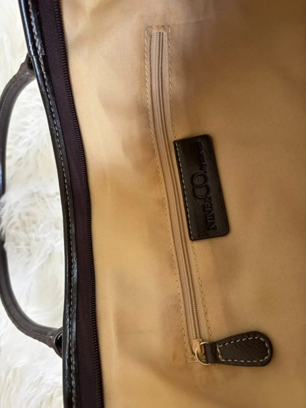 Nine & CO’s Brown and Cream Giraffe Textured Faux Leather Tote Bag OS